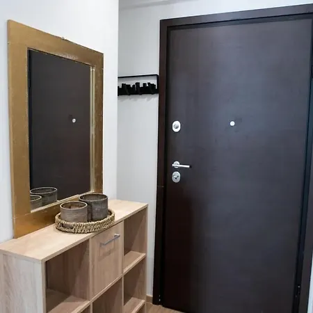 Cozy Modern In Thessaloniki